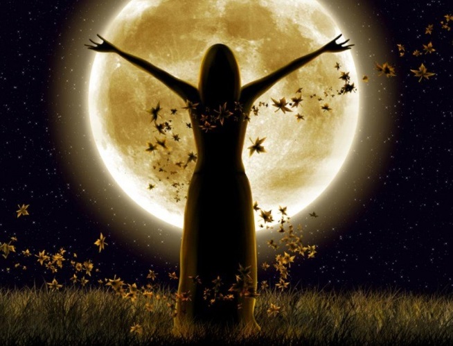 5-ways-to-use-the-strong-energy-of-the-full-moon-two-days-before-and-after-it